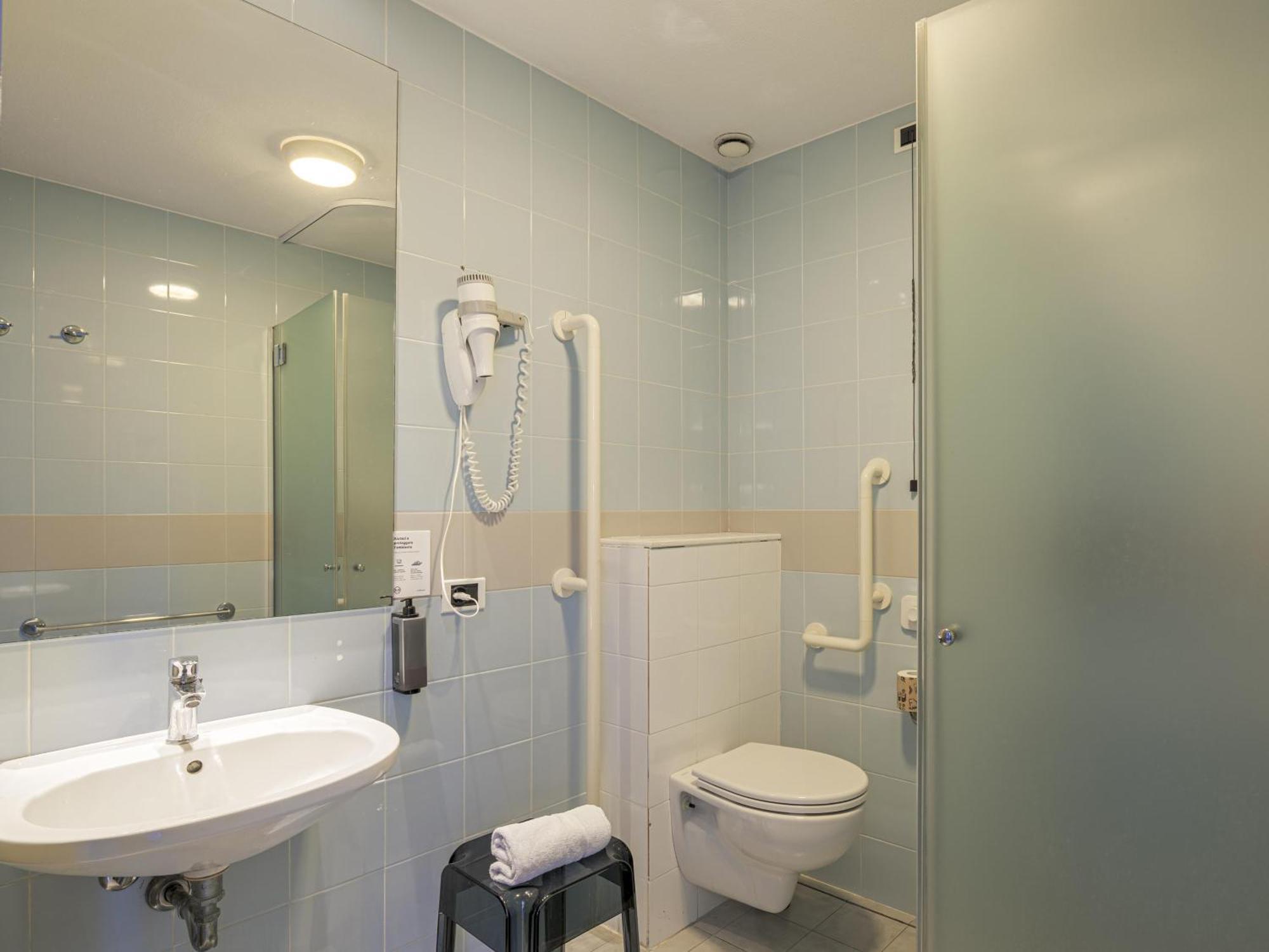 B&B Hotel Bologna Castel Maggiore Esterno foto